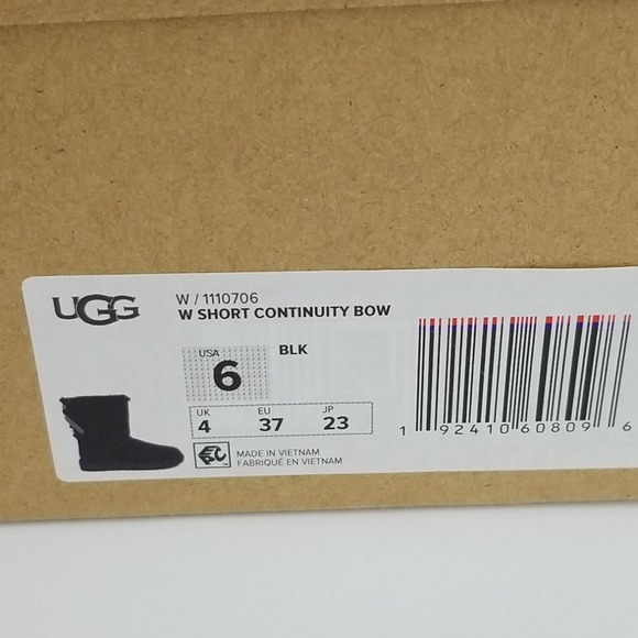 UGG Short Continuity Bow Black Boot for Women Size 6 New in Box - Picture 3 of 13